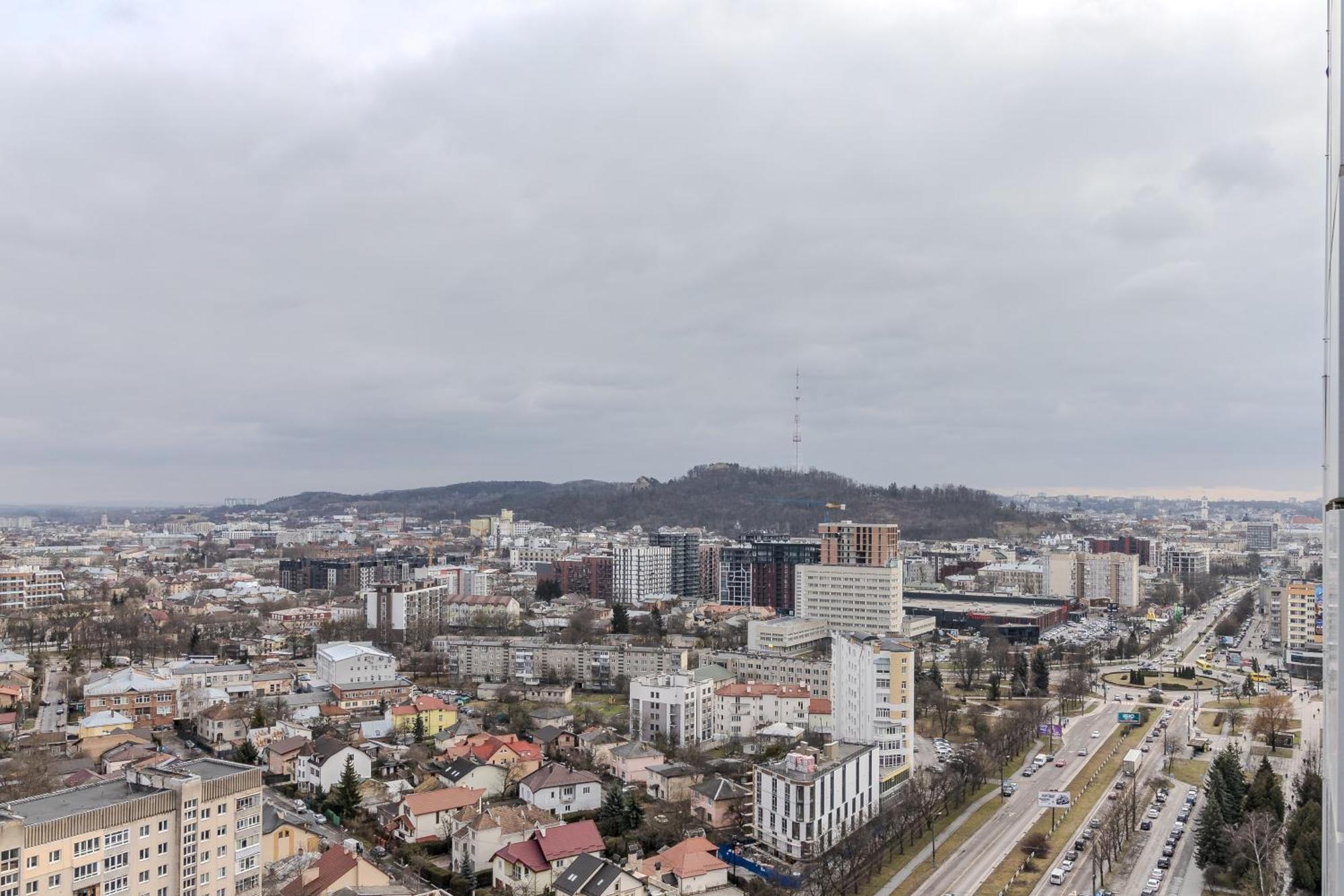 77 Views Apartments By Inshi Lviv Dış mekan fotoğraf