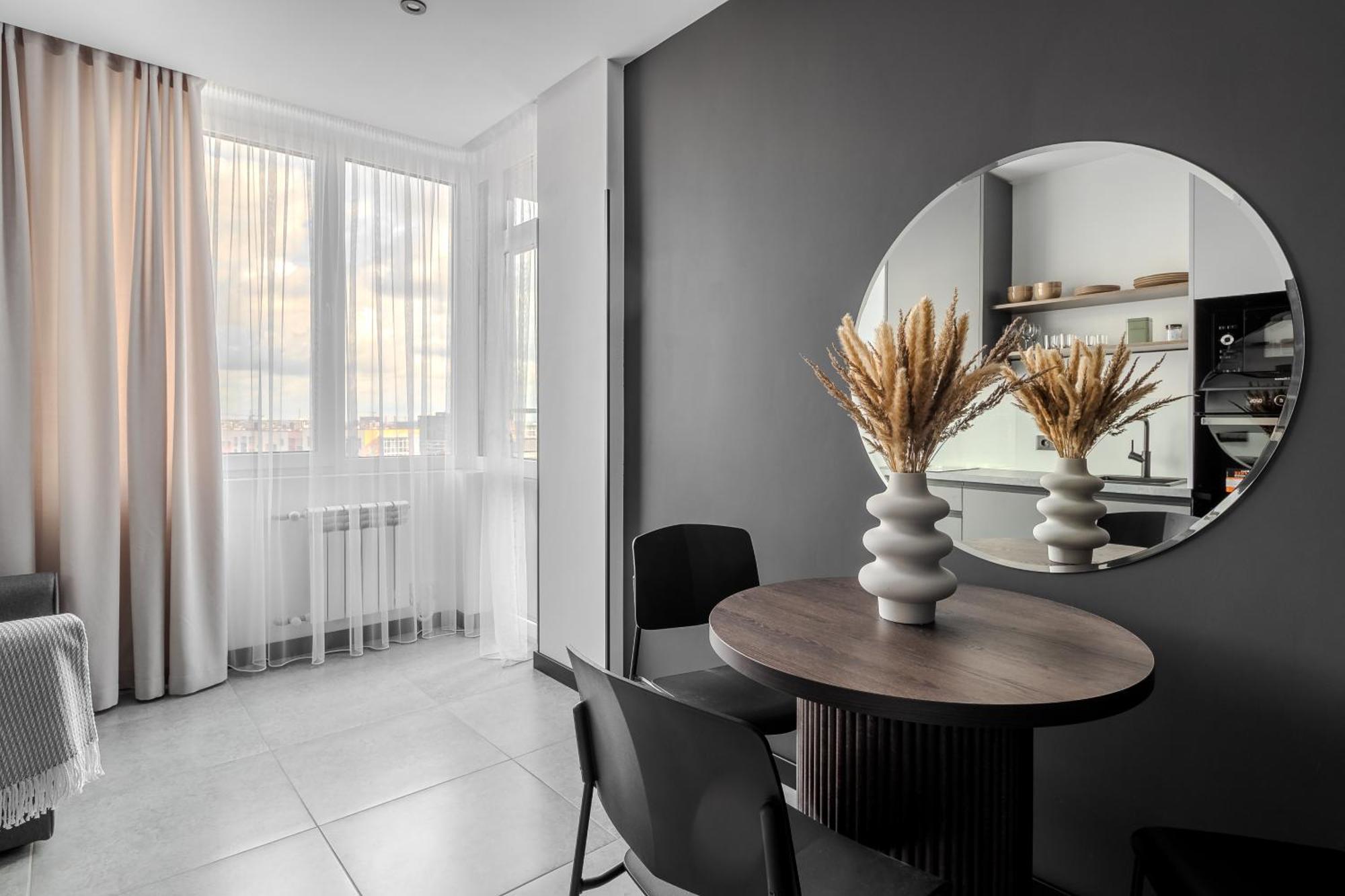 77 Views Apartments By Inshi Lviv Dış mekan fotoğraf